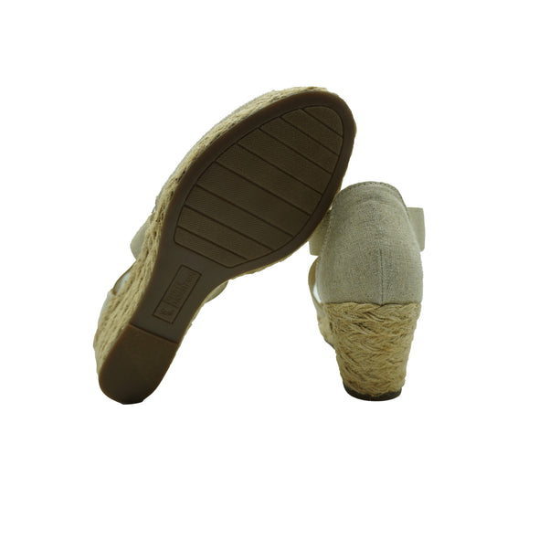 White Mountain Women's Hudlin Strappy Sandals Gold Size 8