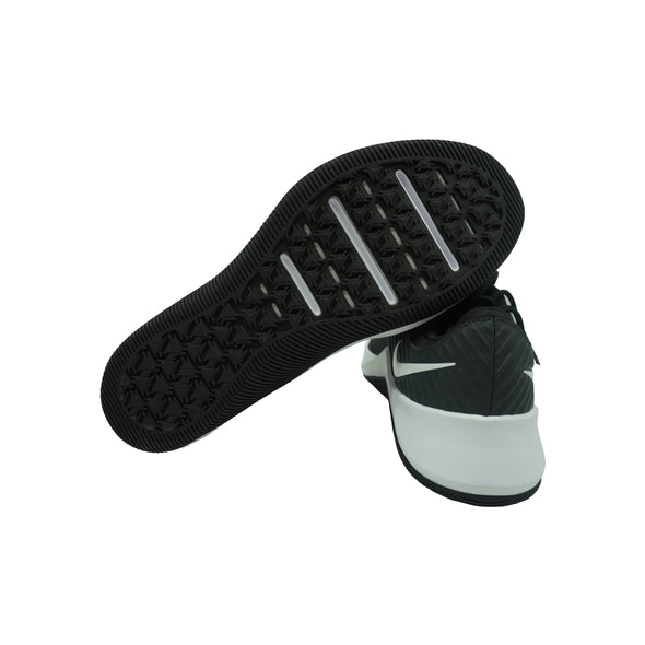Nike Women's MC Trainer Cross Training Athletic Shoes Black White Size 11
