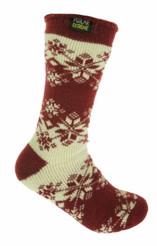 Polar Extreme Women's Thermal Insulated Lined Crew Socks Ivory Maroon Snowflakes